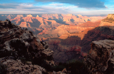 grandcanyon06-looking-down.jpg (319891 bytes)