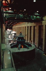 hoover37-inside-dam.jpg (225294 bytes)