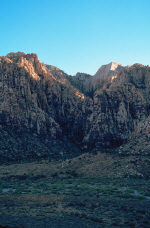 lasvegas-redrock07-gray-shadows.jpg (309510 bytes)