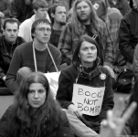 protest-books-not-bombs.jpg (245263 bytes)