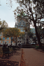quebec35a-park.jpg (381588 bytes)