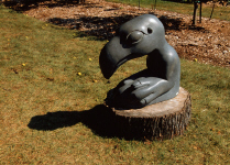 stl26-weird-statue.jpg (260743 bytes)